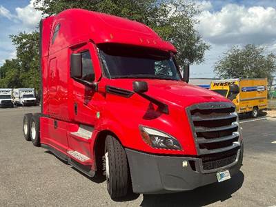 Freightliner Cascadia 126 Sleeper Semi Truck - 72" Integral Sleeper, 455HP, 12 Speed Automatic