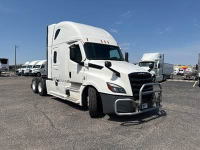 Freightliner Cascadia 126 Sleeper Semi Truck - 72" Integral Sleeper, 455HP, 12 Speed Automatic