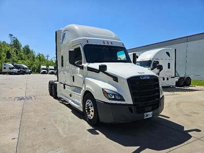 Freightliner Cascadia 126 Sleeper Semi Truck - 72" Integral Sleeper, 455HP, 12 Speed Automatic