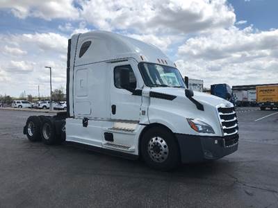 Freightliner Cascadia 126 Sleeper Semi Truck - 72" Integral Sleeper, 455HP, 12 Speed Automatic