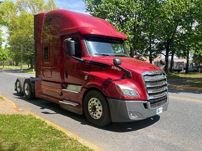 Freightliner Cascadia 126 Sleeper Semi Truck - 72" Integral Sleeper, 455HP, 12 Speed Automatic