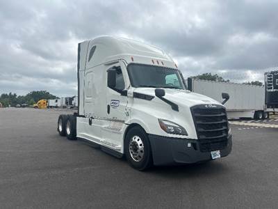 Freightliner Cascadia 126 Sleeper Semi Truck - 72" Integral Sleeper, 455HP, 12 Speed Automatic