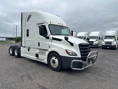 Freightliner Cascadia 126 Sleeper Semi Truck - 72" Integral Sleeper, 455HP, 12 Speed Automatic