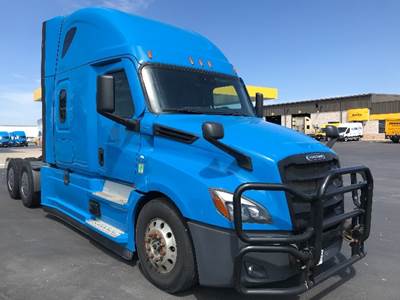 Freightliner Cascadia 126 Sleeper Semi Truck - 72" Integral Sleeper, 455HP, 12 Speed Automatic