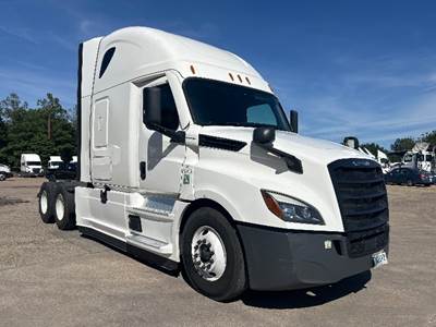 Freightliner Cascadia 126 Sleeper Semi Truck - 72" Integral Sleeper, 455HP, 12 Speed Automatic
