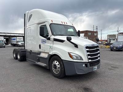 Freightliner Cascadia 126 Sleeper Semi Truck - 72" Integral Sleeper, 455HP, 12 Speed Automatic