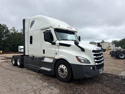 Freightliner Cascadia 126 Sleeper Semi Truck - 72" Integral Sleeper, 410HP, 12 Speed Automatic