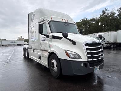 Freightliner Cascadia 126 Sleeper Semi Truck - 72" Integral Sleeper, 455HP, 12 Speed Automatic