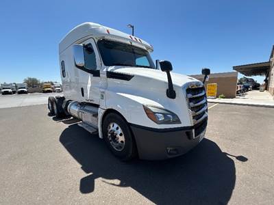 Freightliner Cascadia 126 Sleeper Semi Truck - 72" Integral Sleeper, 455HP, 12 Speed Automatic