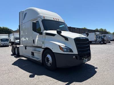 Freightliner Cascadia 126 Sleeper Semi Truck - 72" Integral Sleeper, 455HP, 12 Speed Automatic