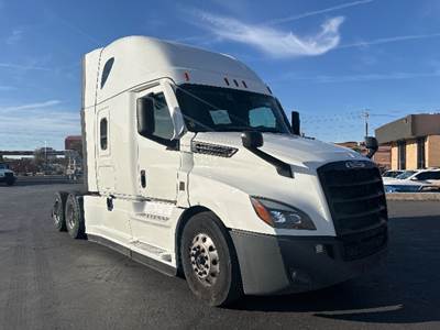 Freightliner Cascadia 126 Sleeper Semi Truck - 72" Integral Sleeper, 505HP, 12 Speed Automatic
