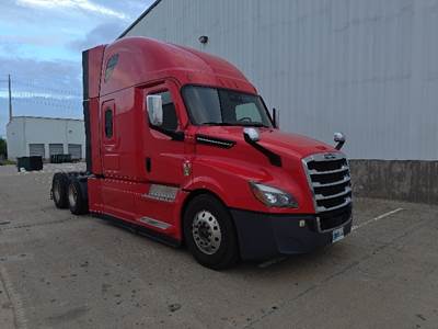 Freightliner Cascadia 126 Sleeper Semi Truck - 72" Integral Sleeper, 455HP, 12 Speed Automatic