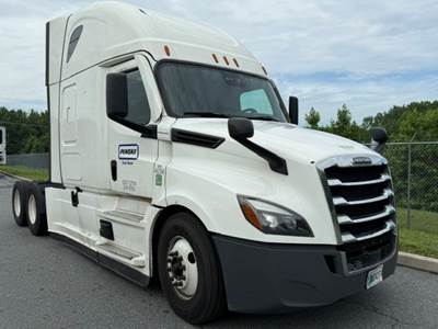 Freightliner Cascadia 126 Sleeper Semi Truck - 72" Integral Sleeper, 455HP, 12 Speed Automatic