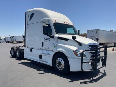 Freightliner Cascadia 126 Sleeper Semi Truck - 72" Integral Sleeper, 455HP, 12 Speed Automatic