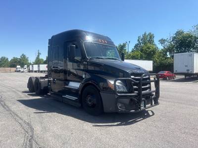 Freightliner Cascadia 126 Sleeper Semi Truck - 60" Integral Sleeper, 505HP, 12 Speed Automatic