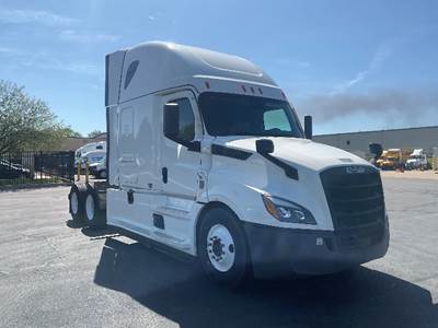 Freightliner Cascadia 126 Sleeper Semi Truck - 72" Integral Sleeper, 455HP, 12 Speed Automatic