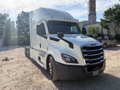 Freightliner Cascadia 126 Sleeper Semi Truck - 72" Integral Sleeper, 455HP, 12 Speed Automatic