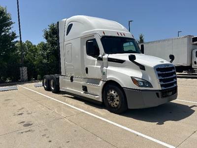 Freightliner Cascadia 126 Sleeper Semi Truck - 72" Integral Sleeper, 455HP, 12 Speed Automatic