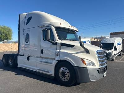 Freightliner Cascadia 126 Sleeper Semi Truck - 72" Integral Sleeper, 400HP, 12 Speed Automatic