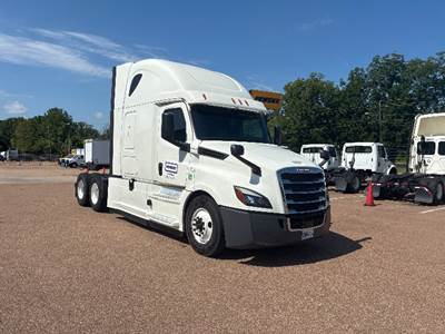 Freightliner Cascadia 126 Sleeper Semi Truck - 72" Integral Sleeper, 455HP, 12 Speed Automatic