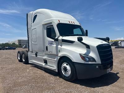 Freightliner Cascadia 126 Sleeper Semi Truck - 72" Integral Sleeper, 455HP, 12 Speed Automatic