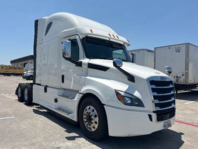 Freightliner Cascadia 126 Sleeper Semi Truck - 72" Integral Sleeper, 455HP, 12 Speed Automatic