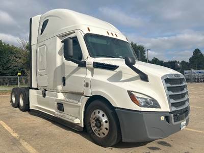 Freightliner Cascadia 126 Sleeper Semi Truck - 72" Integral Sleeper, 455HP, 12 Speed Automatic