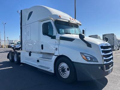 Freightliner Cascadia 126 Sleeper Semi Truck - 72" Integral Sleeper, 455HP, 12 Speed Automatic