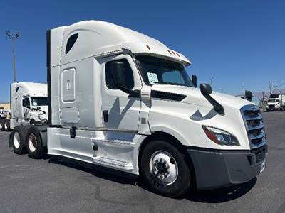 Freightliner Cascadia 126 Sleeper Semi Truck - 72" Integral Sleeper, 455HP, 12 Speed Automatic