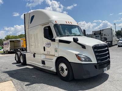 Freightliner Cascadia 126 Sleeper Semi Truck - 72" Integral Sleeper, 455HP, 12 Speed Automatic