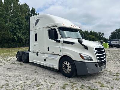 Freightliner Cascadia 126 Sleeper Semi Truck - 72" Integral Sleeper, 455HP, 12 Speed Automatic