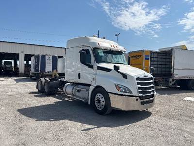 Freightliner Cascadia 126 Sleeper Semi Truck - 48" Integral Sleeper, 450HP, 6 Speed Automatic