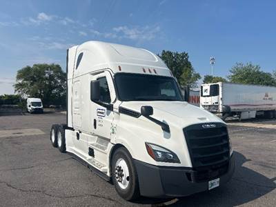 Freightliner Cascadia 126 Sleeper Semi Truck - 72" Integral Sleeper, 455HP, 12 Speed Automatic