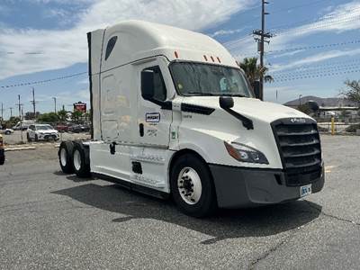 Freightliner Cascadia 126 Sleeper Semi Truck - 72" Integral Sleeper, 455HP, 12 Speed Automatic