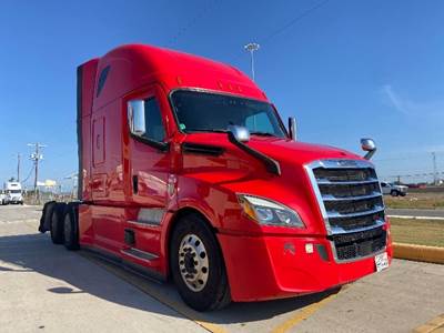 Freightliner Cascadia 126 Sleeper Semi Truck - 72" Integral Sleeper, 455HP, 12 Speed Automatic