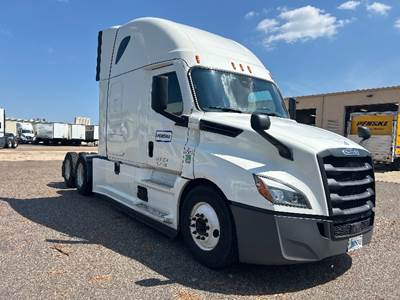 Freightliner Cascadia 126 Sleeper Semi Truck - 72" Integral Sleeper, 455HP, 12 Speed Automatic