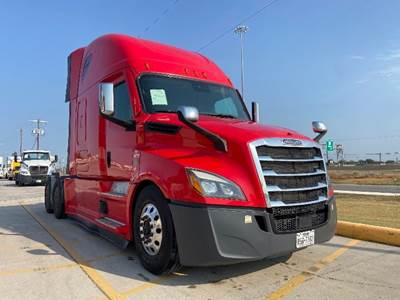 Freightliner Cascadia 126 Sleeper Semi Truck - 72" Integral Sleeper, 455HP, 12 Speed Automatic