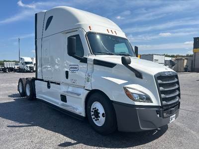 Freightliner Cascadia 126 Sleeper Semi Truck - 72" Integral Sleeper, 455HP, 12 Speed Automatic