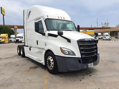 Freightliner Cascadia 126 Sleeper Semi Truck - 72" Integral Sleeper, 455HP, 12 Speed Automatic
