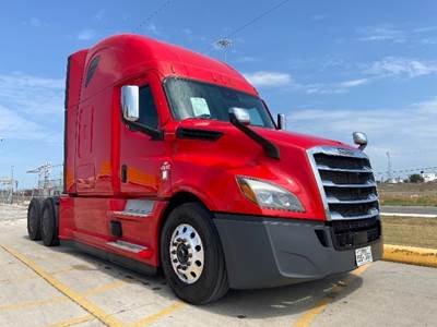 Freightliner Cascadia 126 Sleeper Semi Truck - 72" Integral Sleeper, 455HP, 12 Speed Automatic