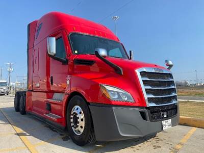 Freightliner Cascadia 126 Sleeper Semi Truck - 72" Integral Sleeper, 455HP, 12 Speed Automatic