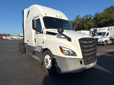 Freightliner Cascadia 126 Sleeper Semi Truck - 72" Integral Sleeper, 450HP, 12 Speed Automatic