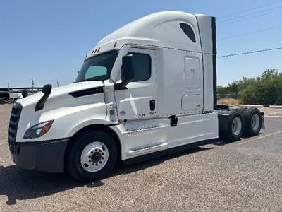 Freightliner Cascadia 126 Sleeper Semi Truck - 72" Integral Sleeper, 455HP, 12 Speed Automatic