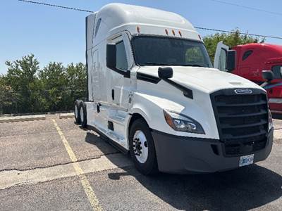 Freightliner Cascadia 126 Sleeper Semi Truck - 72" Integral Sleeper, 455HP, 12 Speed Automatic