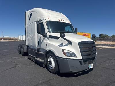 Freightliner Cascadia 126 Sleeper Semi Truck - 72" Integral Sleeper, 450HP, 12 Speed Automatic