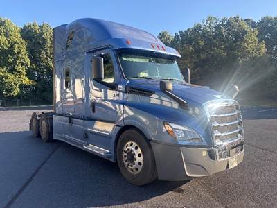 Freightliner Cascadia 126 Sleeper Semi Truck - 72" Integral Sleeper, 455HP, 12 Speed Automatic