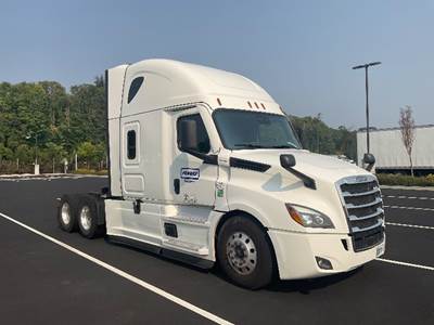Freightliner Cascadia 126 Sleeper Semi Truck - 72" Integral Sleeper, 455HP, 12 Speed Automatic