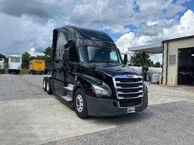 Freightliner Cascadia 126 Sleeper Semi Truck - 72" Integral Sleeper, 455HP, 12 Speed Automatic