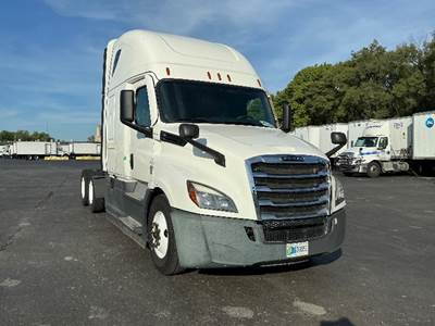 Freightliner Cascadia 126 Sleeper Semi Truck - 72" Integral Sleeper, 455HP, 12 Speed Automatic