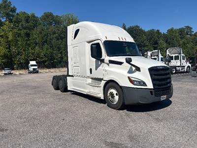 Freightliner Cascadia 126 Sleeper Semi Truck - 72" Integral Sleeper, 455HP, 12 Speed Automatic